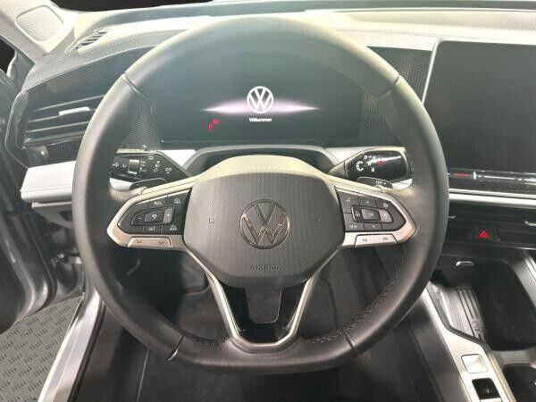 Volkswagen Passat Variant Business 2.0 TDI*DSG*DCC*HuD*AHK