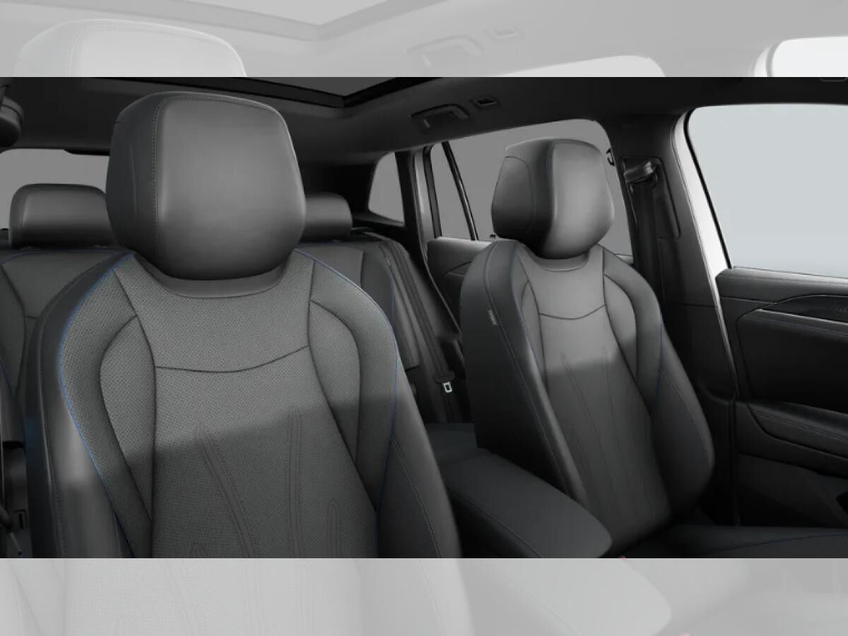 Volkswagen Tiguan R-Line 2.0 TDI 193 PS DSG *BLACK STYLE*AHK*MATRIX*LEDER*PANO*STANDHZG*73.580€