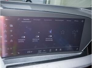 Audi Q6 e-tron SUV edition one blue quattro