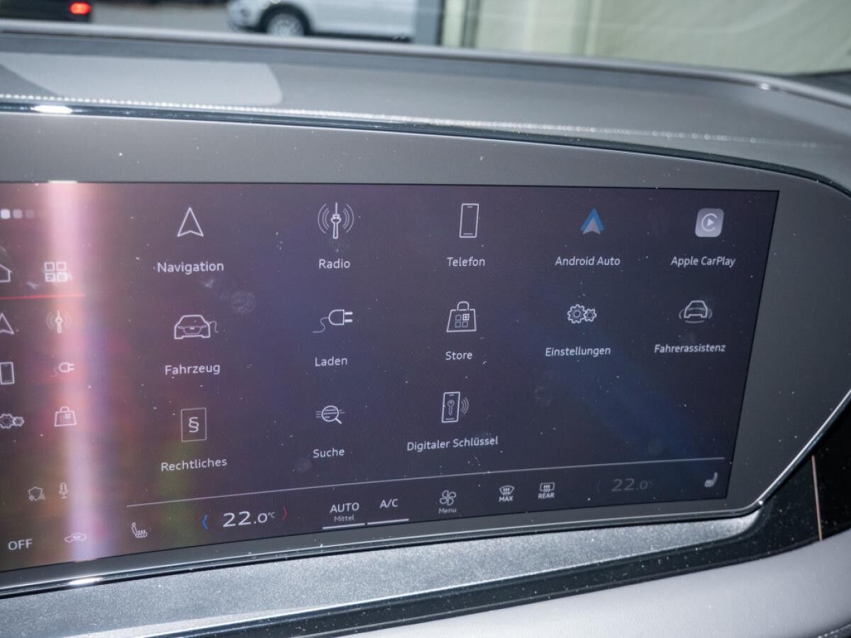 Audi Q6 e-tron SUV edition one blue quattro