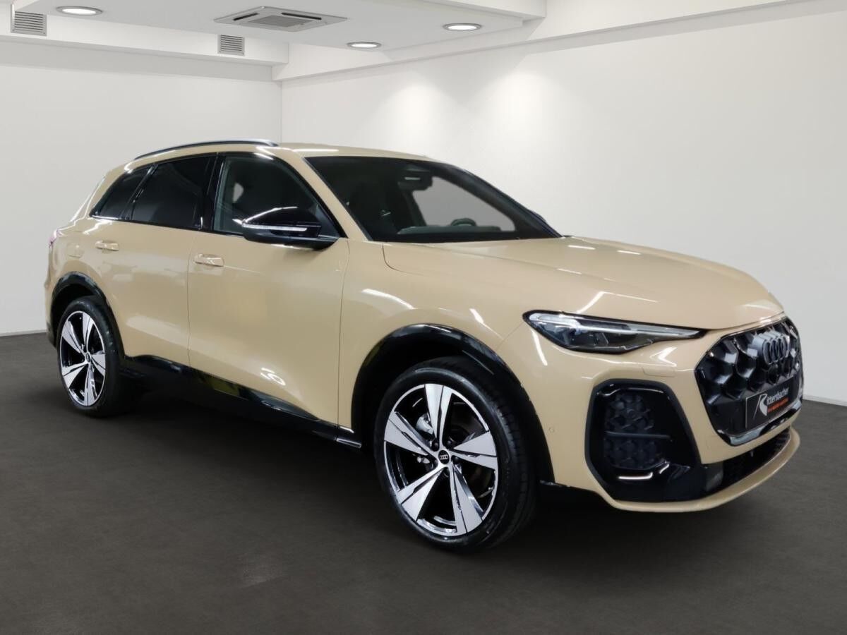 Audi Q5 SUV TDI edition one S line Adaptives Luftfederfahrwerk - Audi virtual cockpit plus