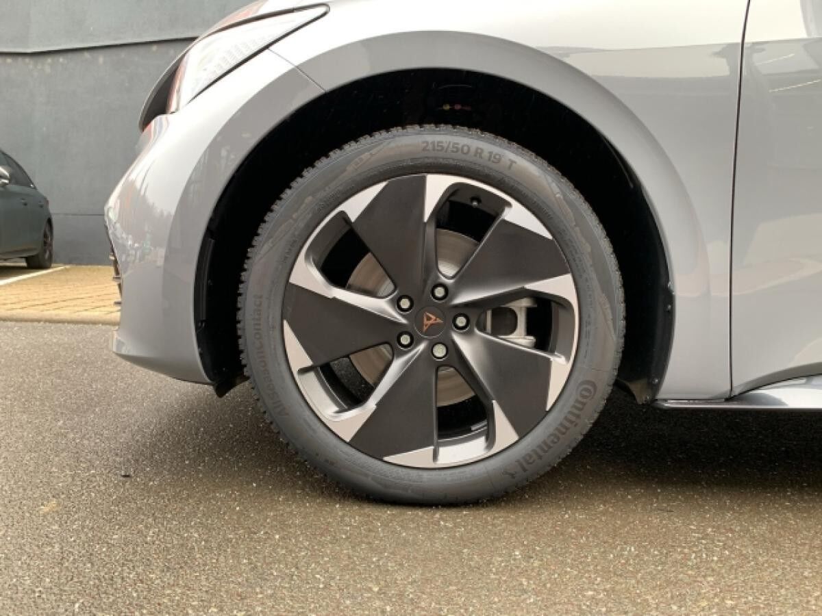 Cupra Born 231 PS 60 kWh *Loyal* CCS+NAVI+ACC+KAMERA+KESSY+SHZ+GJR