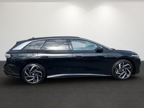 Volkswagen ID.7 Tourer Pro 82 kWh AHK KAMERA LED