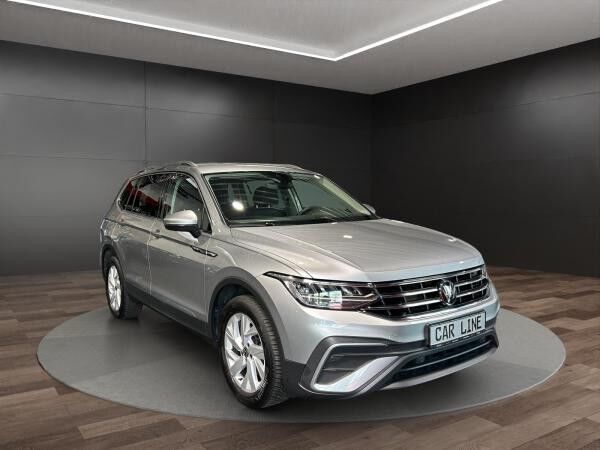 Volkswagen Tiguan Allspace Life 2.0 TDI*AHK*CAM*ACC*7SITZE* Volkswagen Tiguan Allspace Life 2.0 TDI*AHK*CAM*ACC*7SITZE*