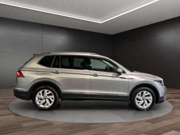 Volkswagen Tiguan Allspace Life 2.0 TDI*AHK*CAM*ACC*7SITZE*