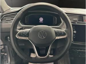 Volkswagen Tiguan Allspace Life 2.0 TDI*AHK*CAM*ACC*7SITZE* Volkswagen Tiguan Allspace Life 2.0 TDI*AHK*CAM*ACC*7SITZE*