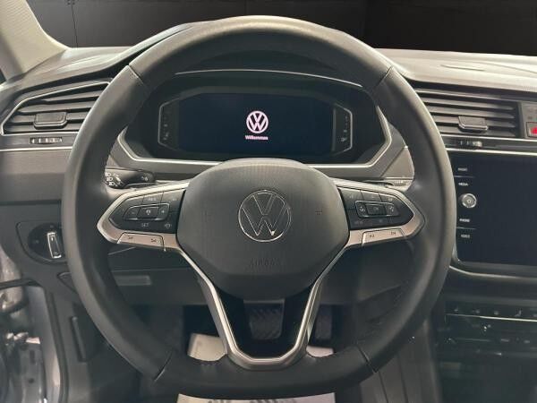 Volkswagen Tiguan Allspace Life 2.0 TDI*AHK*CAM*ACC*7SITZE*