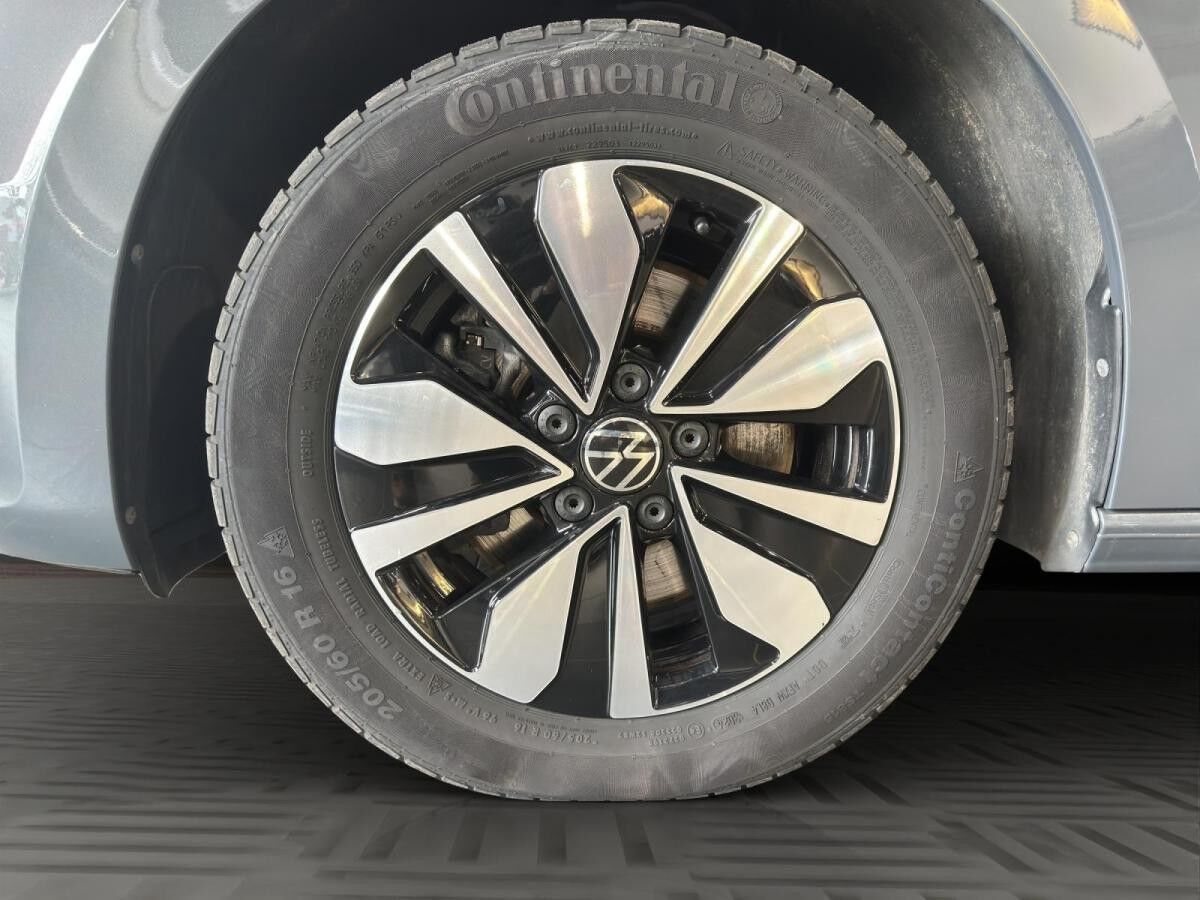 Volkswagen Touran 2.0TDI*GOAL*ACC*DSG*AHK*IQ LIGHT*CAM*LED*