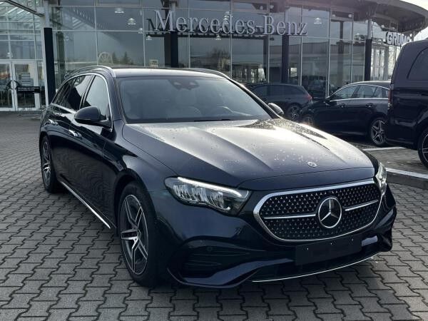 Mercedes-Benz E 220 d T-Modell AMG+AHK+DISTRONIC+KEYLESS+2 JAHRE GARANTIE