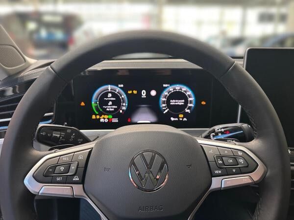Volkswagen Passat Elegance Hybrid |ab 479 netto mtl. leasen