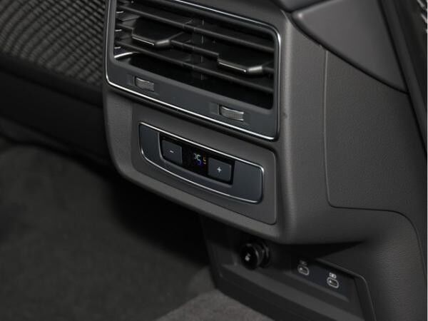 Audi Q7 SUV S line 60 TFSI e quattro ALW