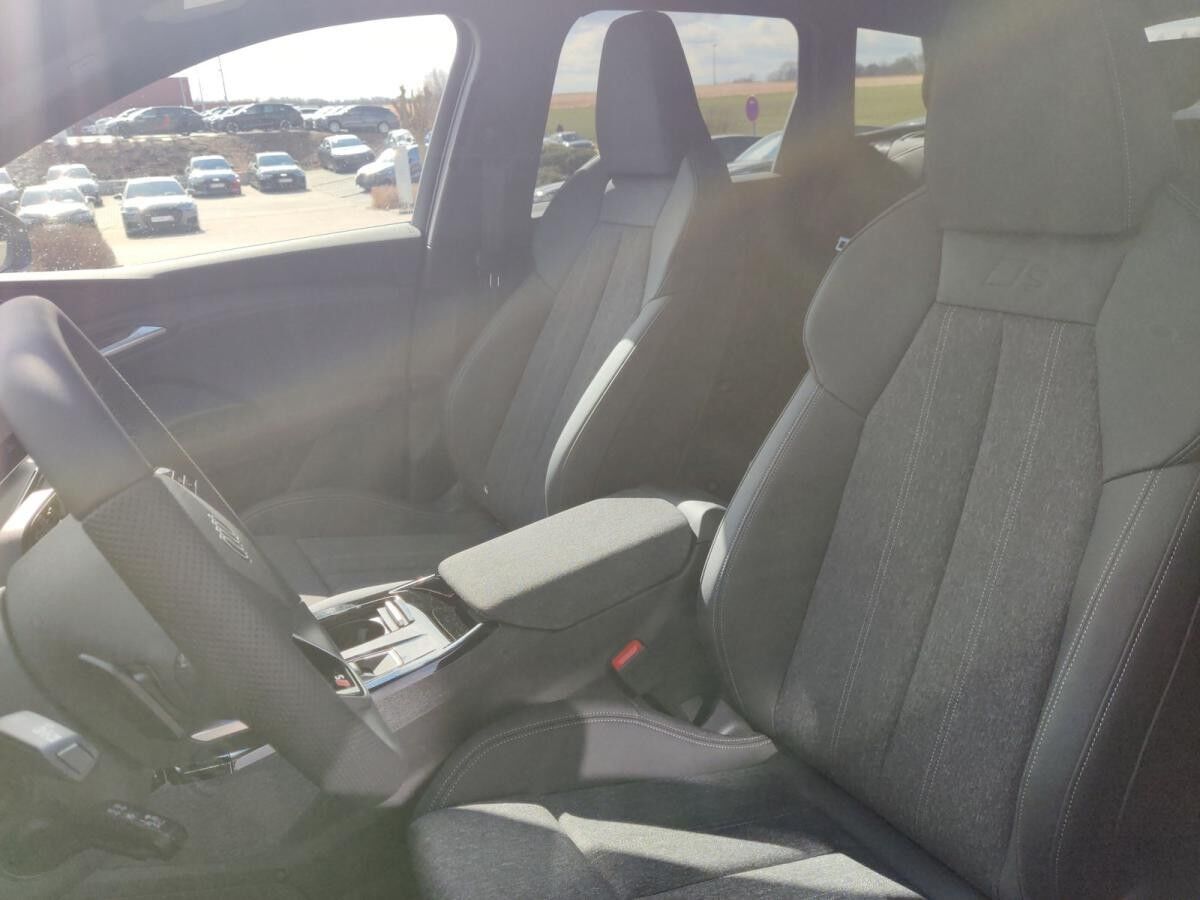 Audi Q6 e-tron Performance TechPRO AHK S-Line 5JGar e-tron performance