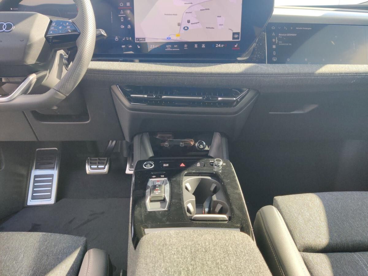 Audi Q6 e-tron Performance TechPRO AHK S-Line 5JGar e-tron performance