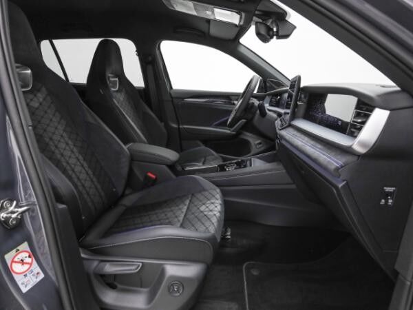 Volkswagen Tayron R-Line 2.0 TDI 4M DSG AHK Navi HuD