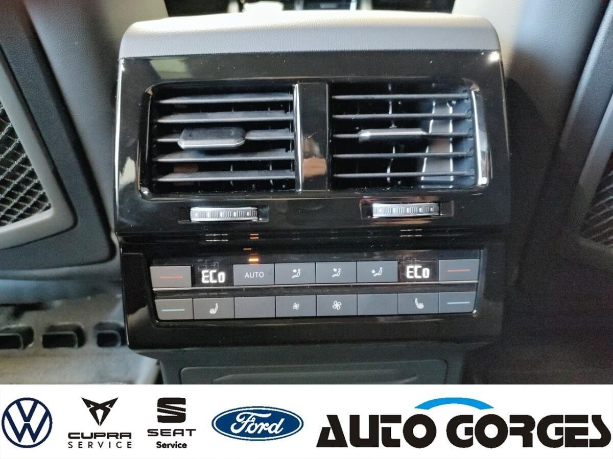 Volkswagen Touareg R-Line 3.0l V6 TDI SCR 4MOTION +SOFORT+KOMFORT-PAKET+