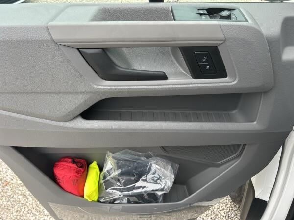 Volkswagen Crafter 35 Hochdach Kasten MR