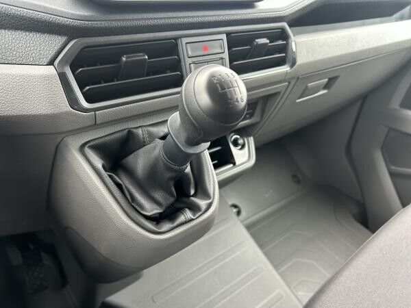 Volkswagen Crafter 35 Hochdach Kasten MR