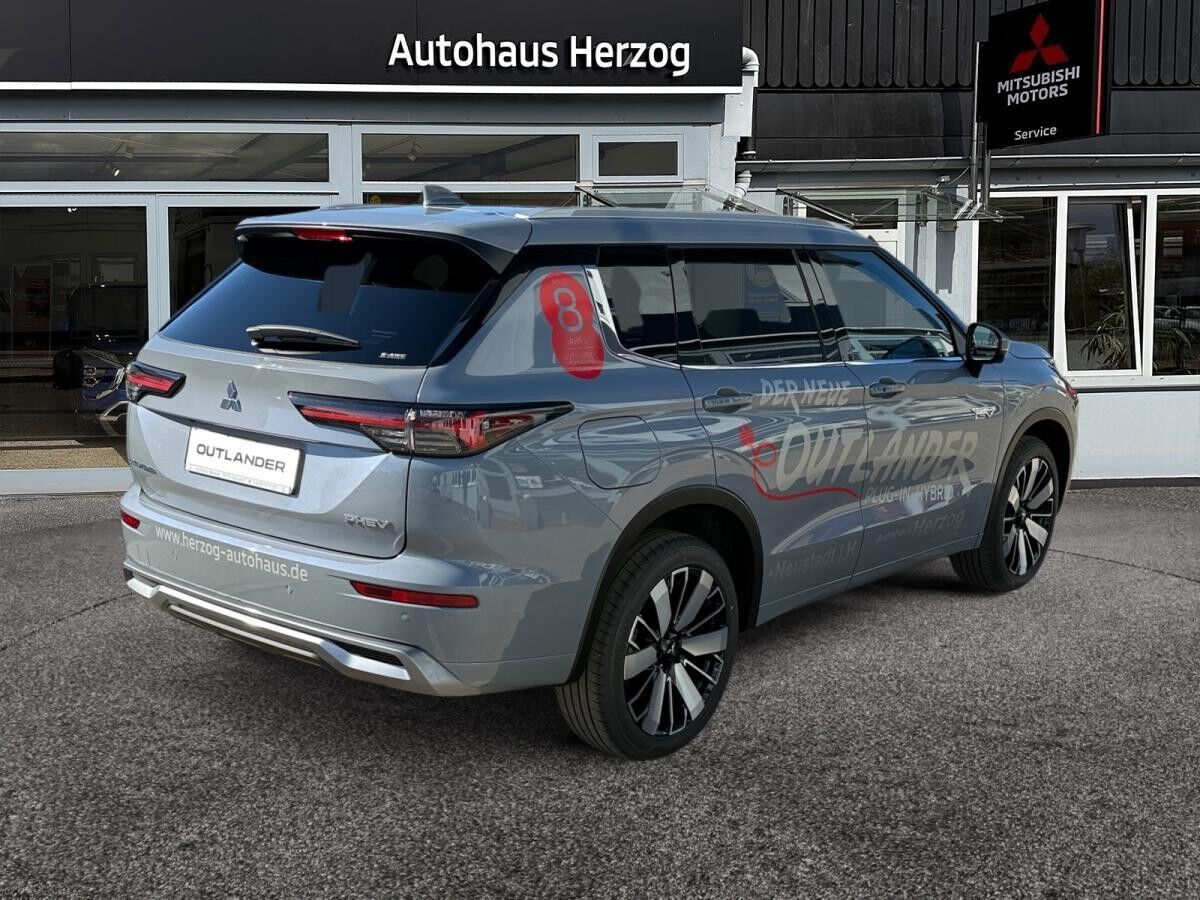Mitsubishi Outlander 2.4 PHEV TOP ⚡ 8 Jahre Garantie ⚡
