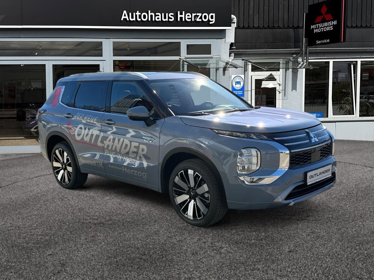 Mitsubishi Outlander 2.4 PHEV TOP ⚡ 8 Jahre Garantie ⚡