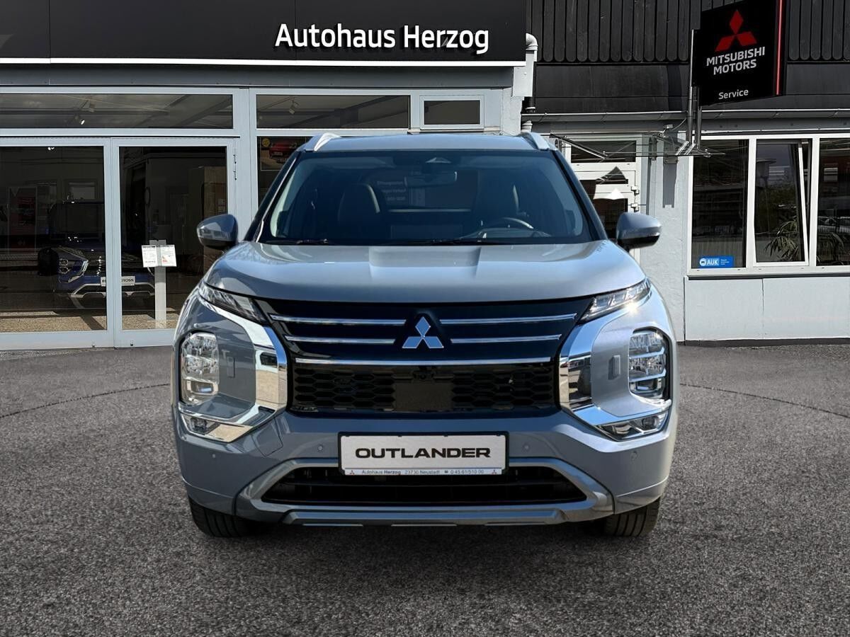 Mitsubishi Outlander 2.4 PHEV TOP ⚡ 8 Jahre Garantie ⚡