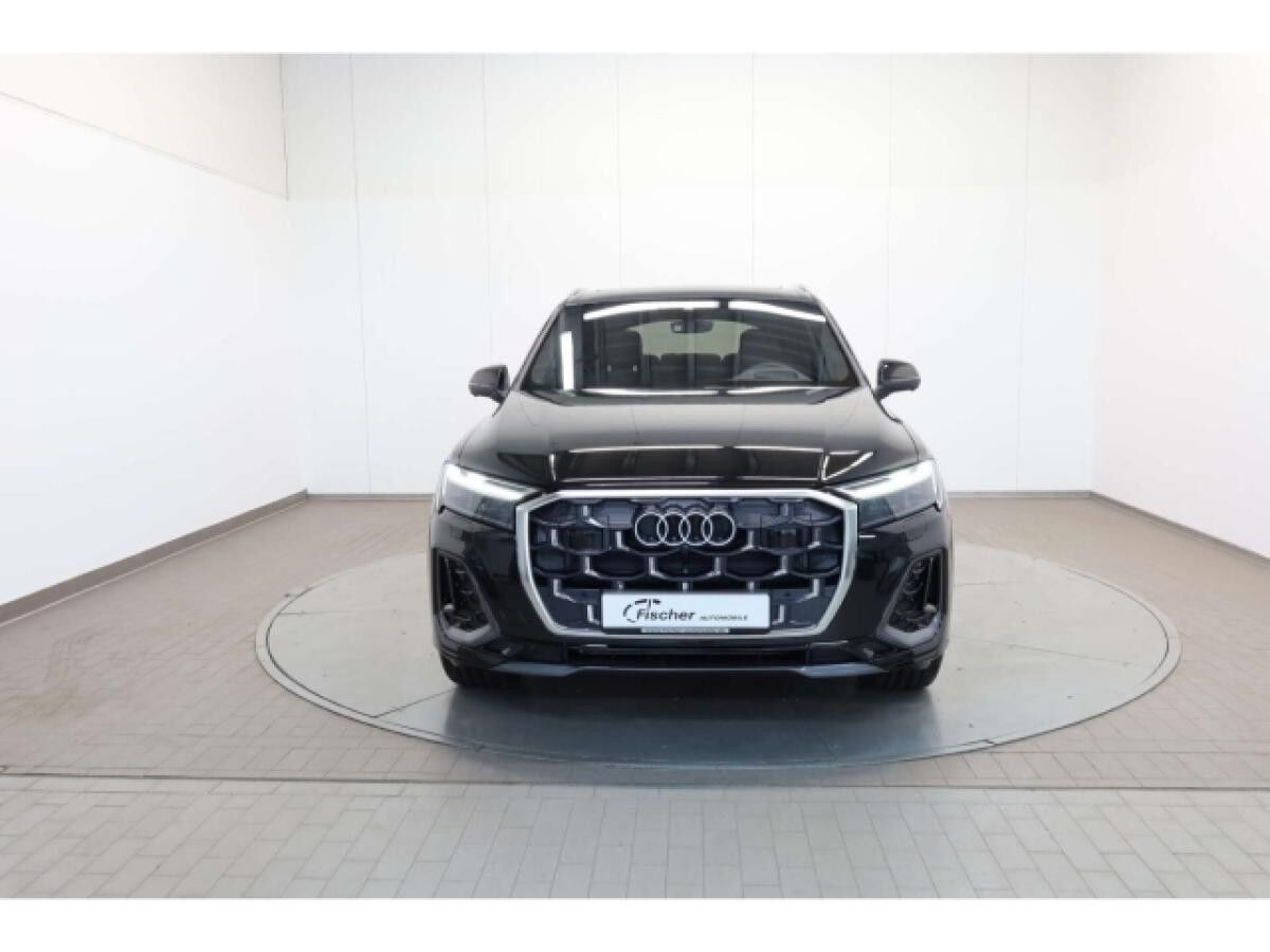 Audi Q7 50 TDI quattro S line UPE: 114.490,- €