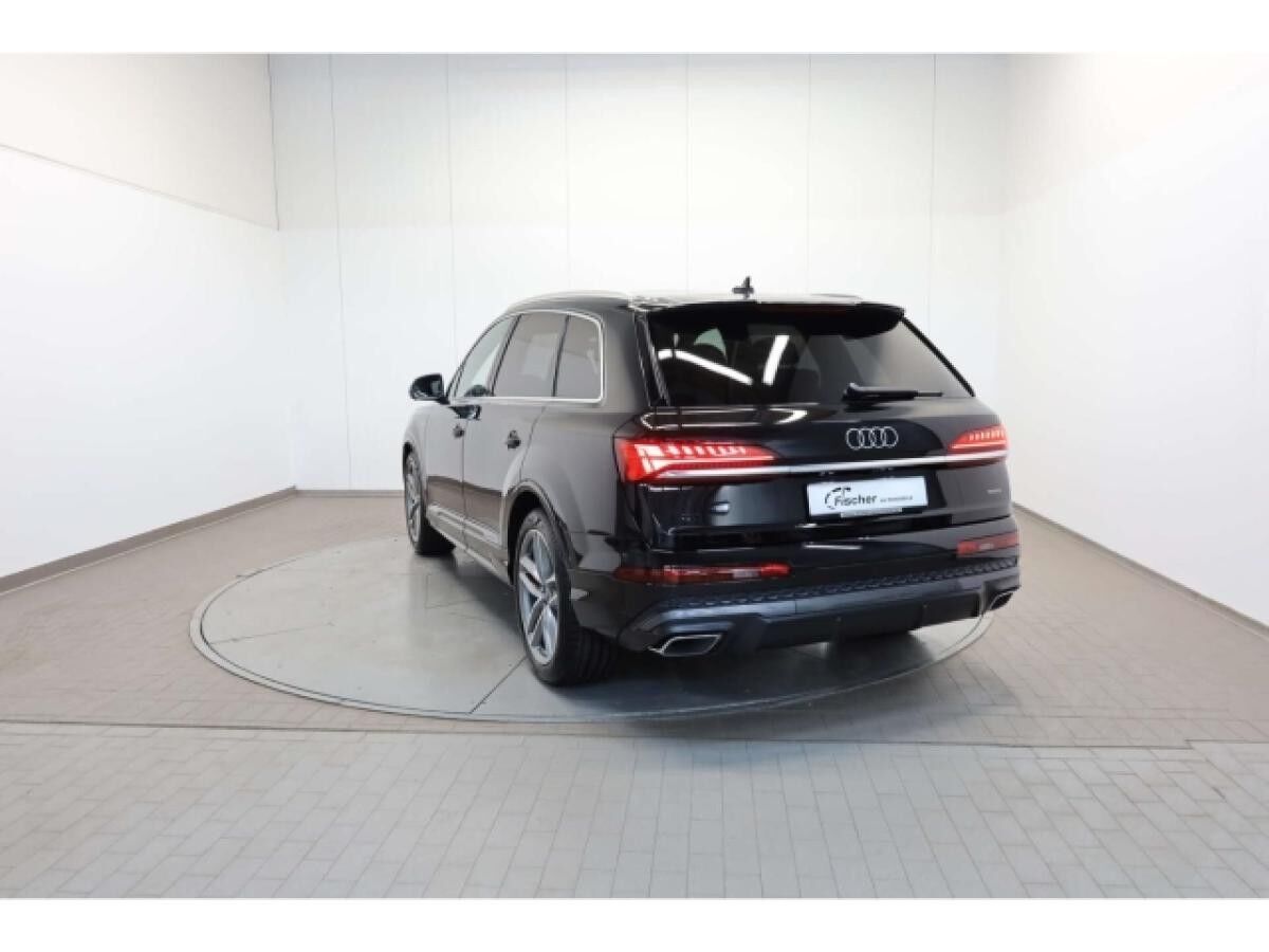 Audi Q7 50 TDI quattro S line UPE: 114.490,- €