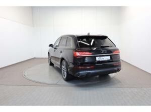 Audi Q7 50 TDI quattro S line UPE: 114.490,- €