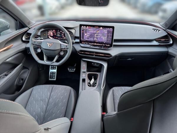 Cupra Terramar 1.5 eTSI DSG AHK SENNHEISER RÜCKFAHRKAMERA