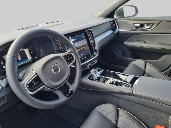 Volvo V60 T6 PLUS DARK DEAL