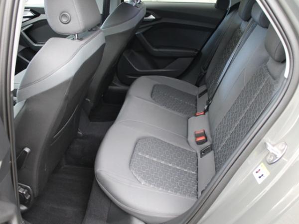 Audi A1 allstreet 30 TFSI S tronic+NAVI+SHZG+EINPARK