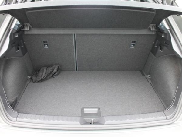 Audi A1 allstreet 30 TFSI S tronic+NAVI+SHZG+EINPARK