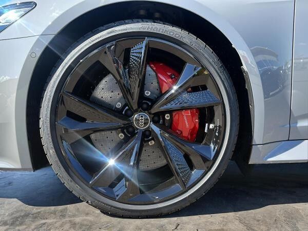 Audi RS6 RS 6 Avant performance 305 km/h PANO +HUD +B&O+SPORT.ABGS +360°+STDHZ+AHK
