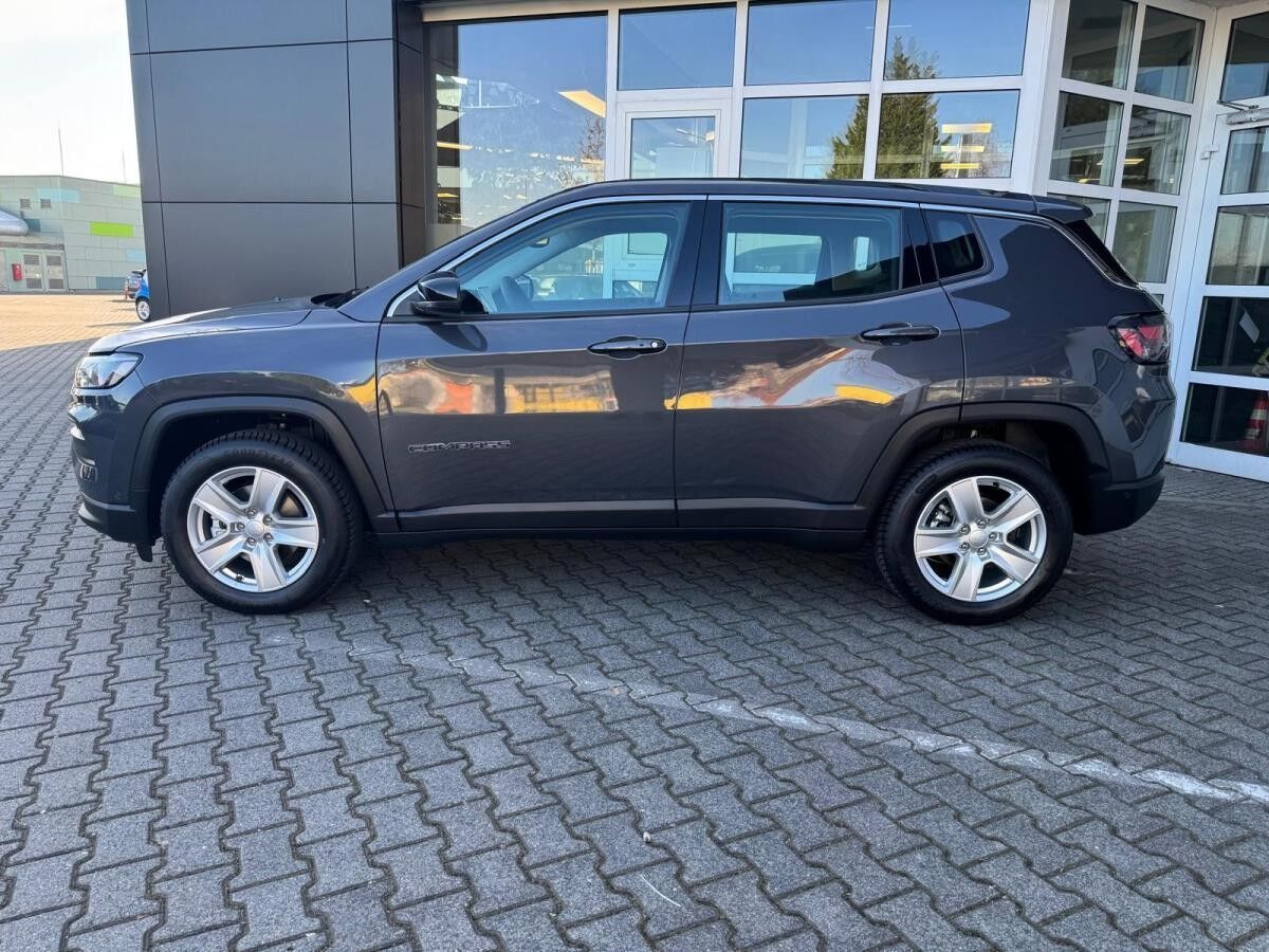 Jeep Compass Altitude 1.5 GSE T4 48V e-Hybrid Verfügbar in 2 Farben mit Allwetterreifen Abholung Mannheim