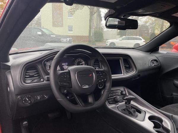 Dodge Challenger 5.7 V8 HEMI RT Shaker SONDERKONDITION