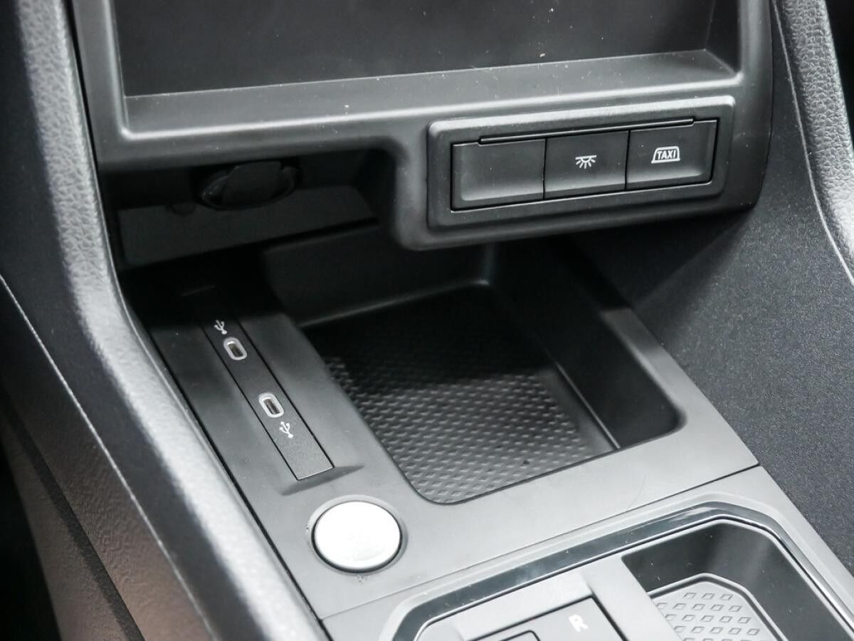 Volkswagen Caddy Taxi Maxi (SBB/SBJ)