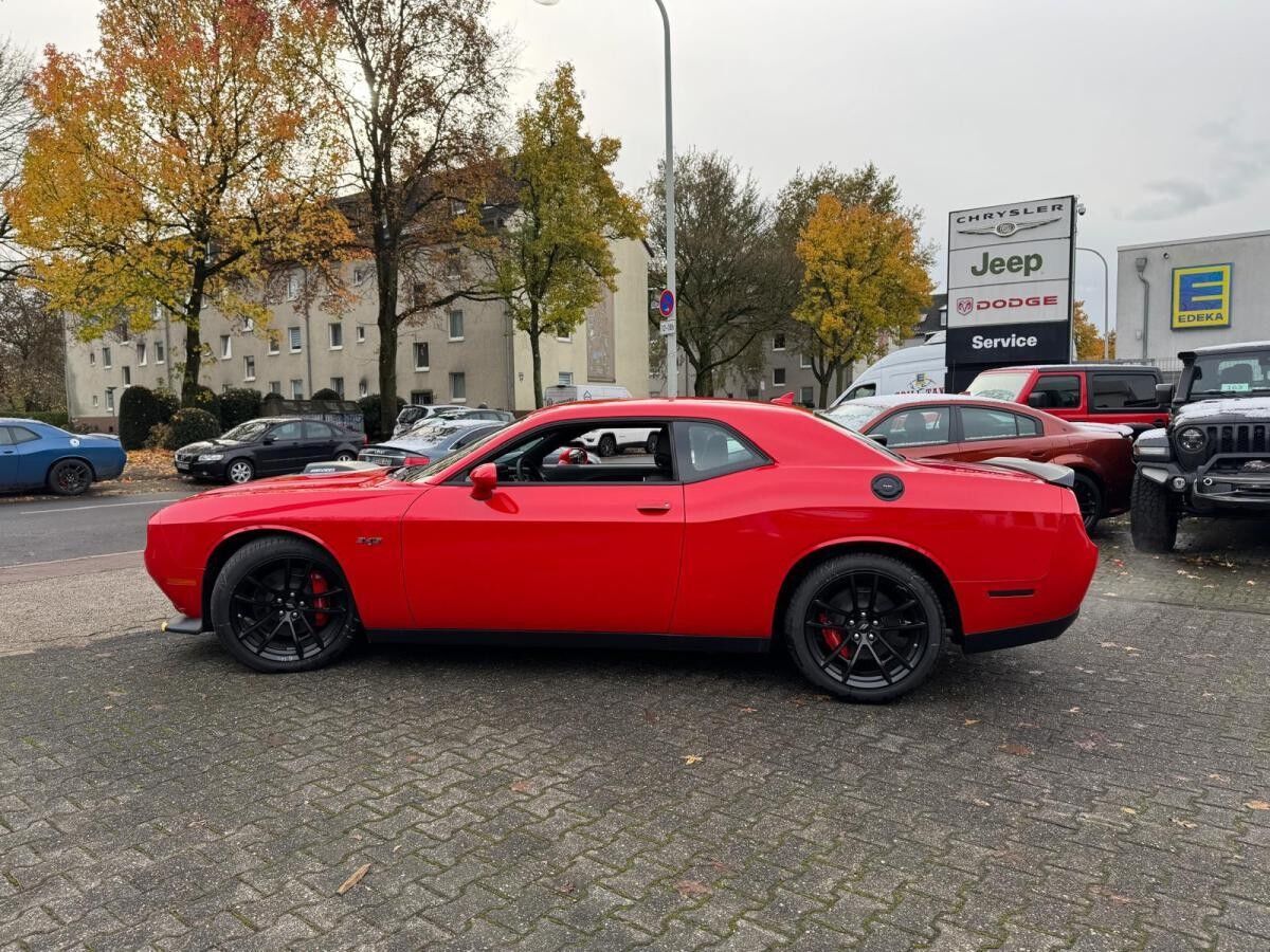 Dodge Challenger 5.7 V8 HEMI RT Shaker SONDERKONDITION