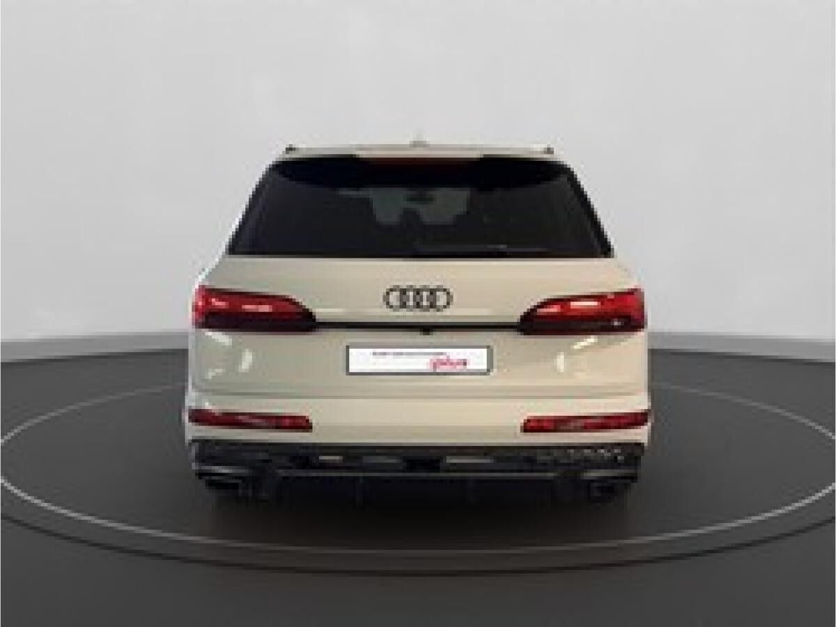 Audi Q7 (4MQ)