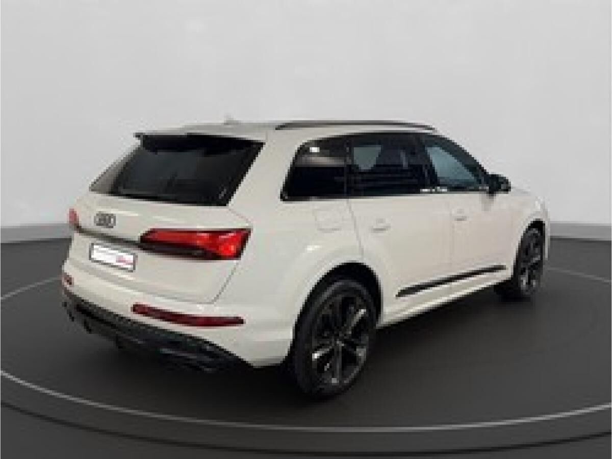 Audi Q7 (4MQ)
