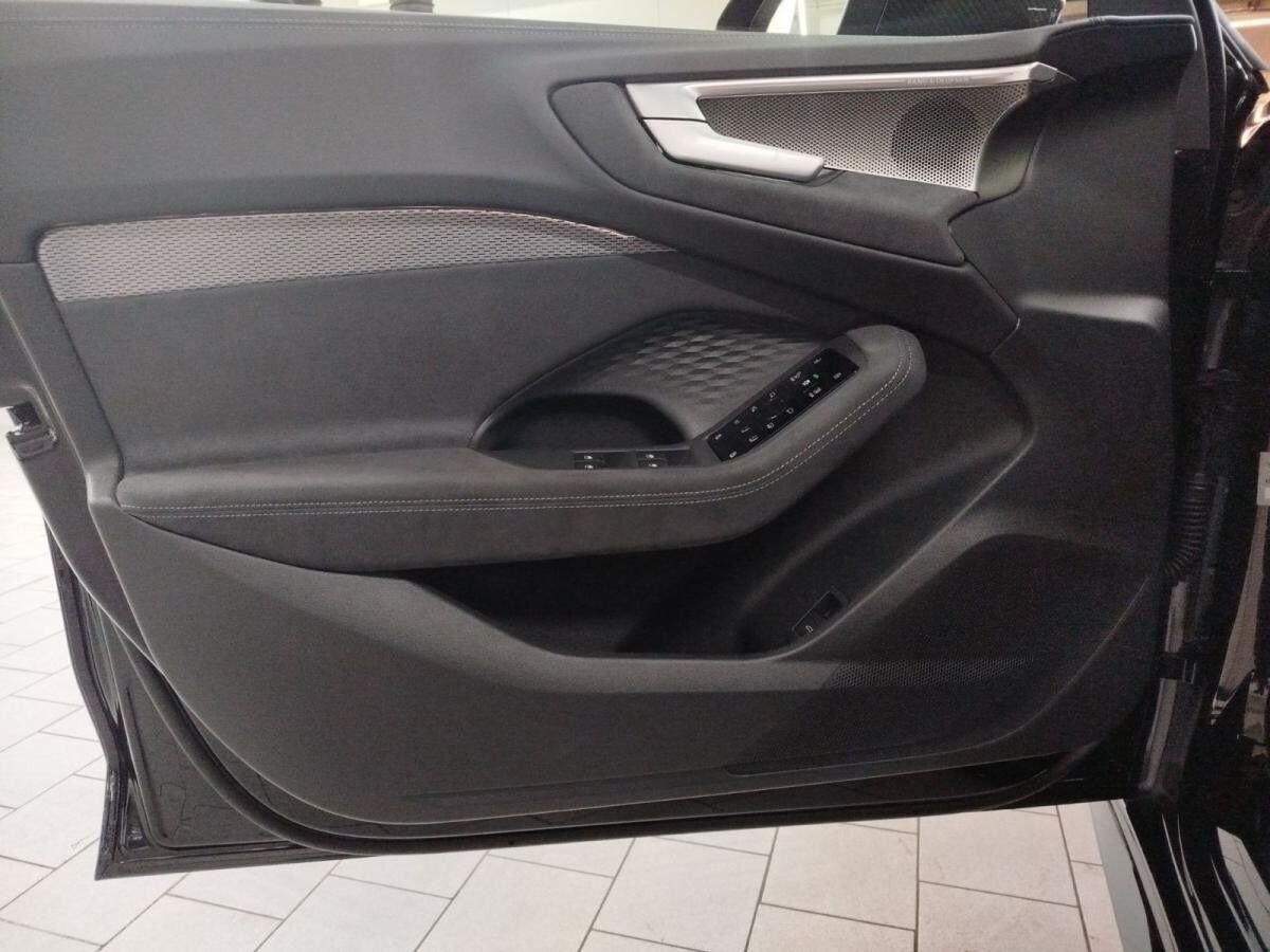 Audi S5 Avant TFSI S tronic edition one MatrixLED AHK HuD Massage