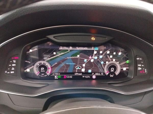 Audi A6 Avant 40 TDI quattro S tronic design S line MatrixLED AHK Panorama