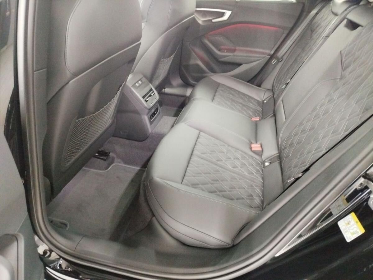 Audi S5 Avant TFSI S tronic edition one MatrixLED AHK HuD Massage