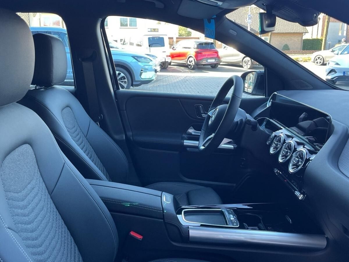 Mercedes-Benz B 200 Progressive Distronic Rückfahrkamera AHK