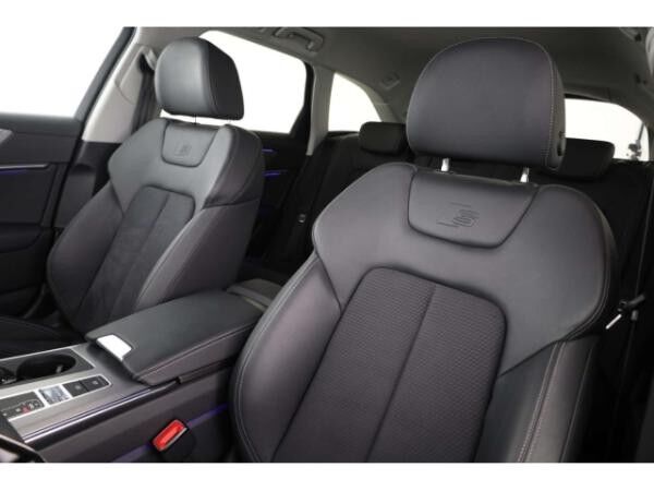 Audi A6 Avant 55 TFSI e quattro S line AHK/Matrix/21''