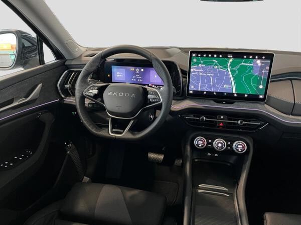 Skoda Kodiaq Selection 1.5TSI iV DSG Pano AHK pACC 20"