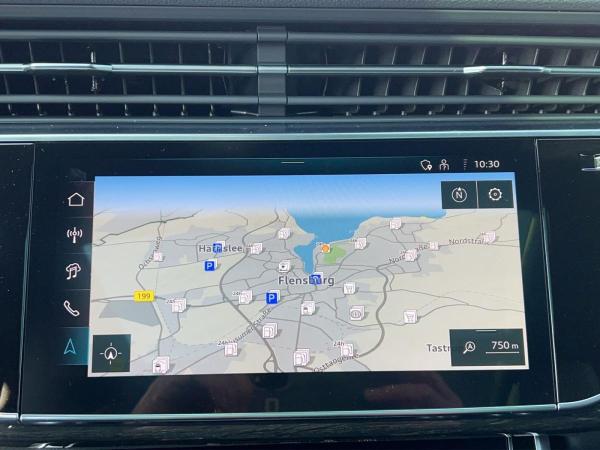 Audi Q8 SUV 50 TDI quattro tiptronic+AHK+HEAD-UP+PANO