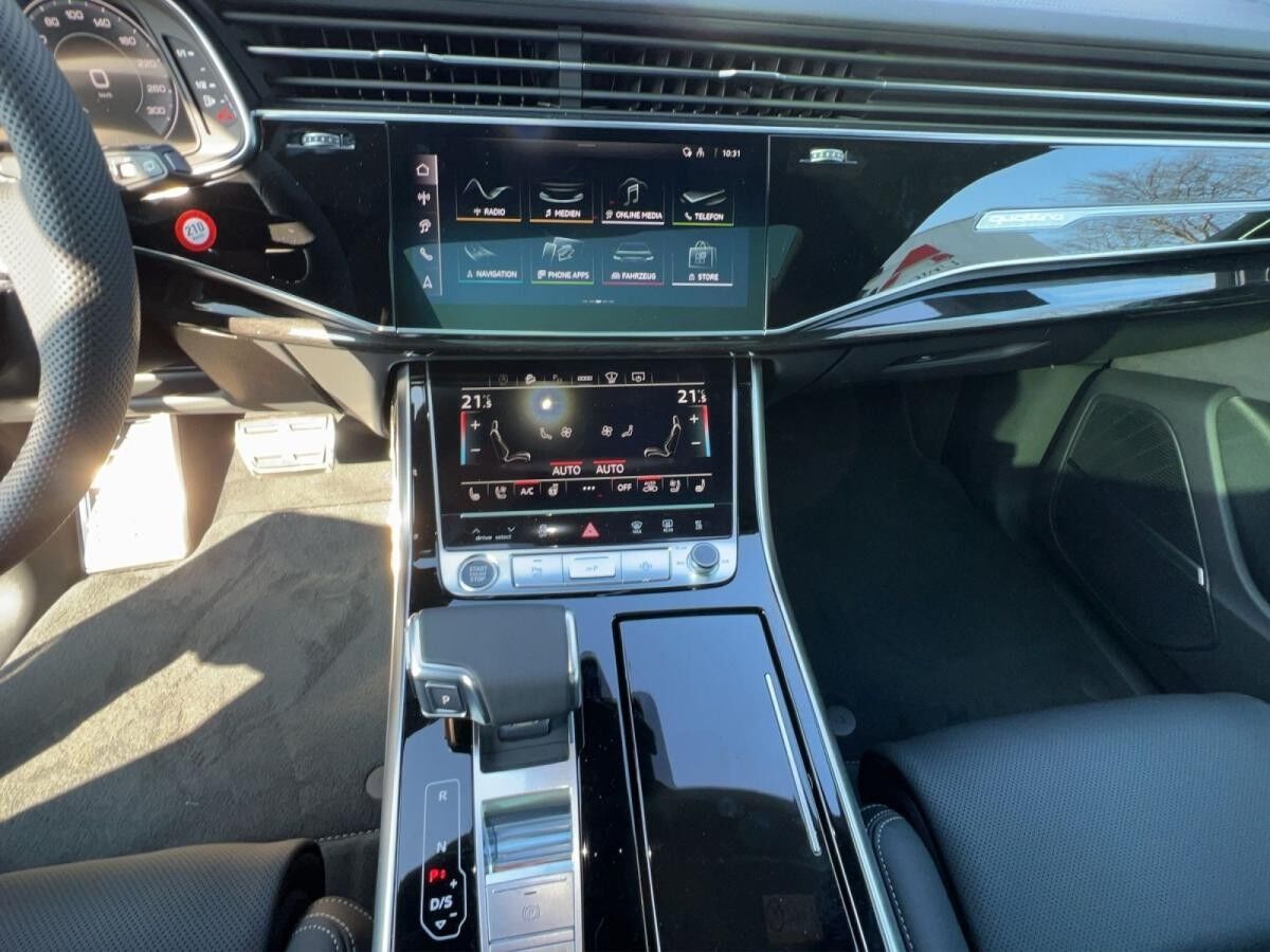 Audi Q8 SUV 50 TDI quattro tiptronic+AHK+HEAD-UP+PANO