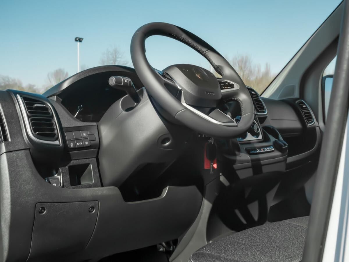 Citroën Jumper 35 L3H2 verglast BlueHDi 180*GJR*DAB*Apple-CarPlay*Automatik