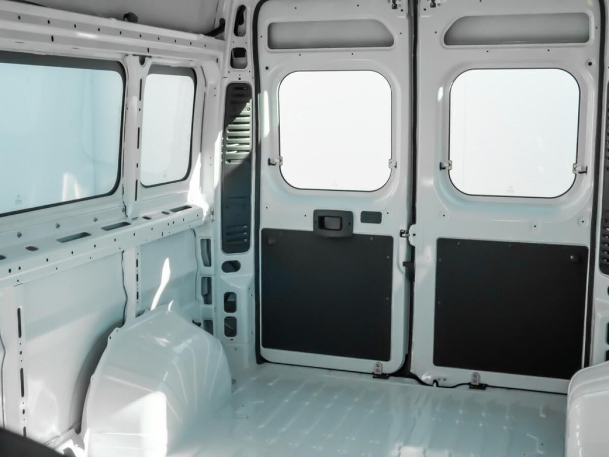 Citroën Jumper 35 L3H2 verglast BlueHDi 180*GJR*DAB*Apple-CarPlay*Automatik