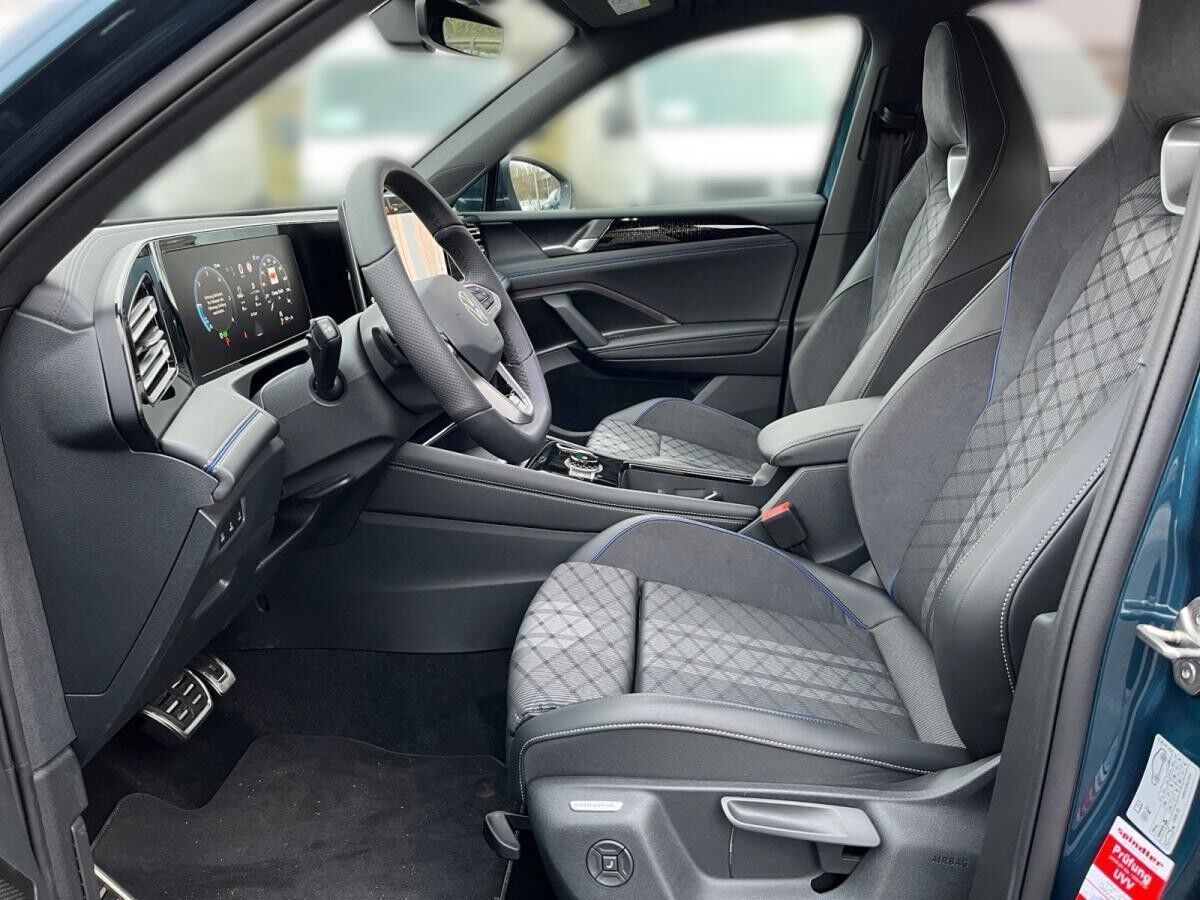 Volkswagen Tiguan R-Line 2.0l TDI DSG 4M/ AHK, LED, IQ.DRIVE