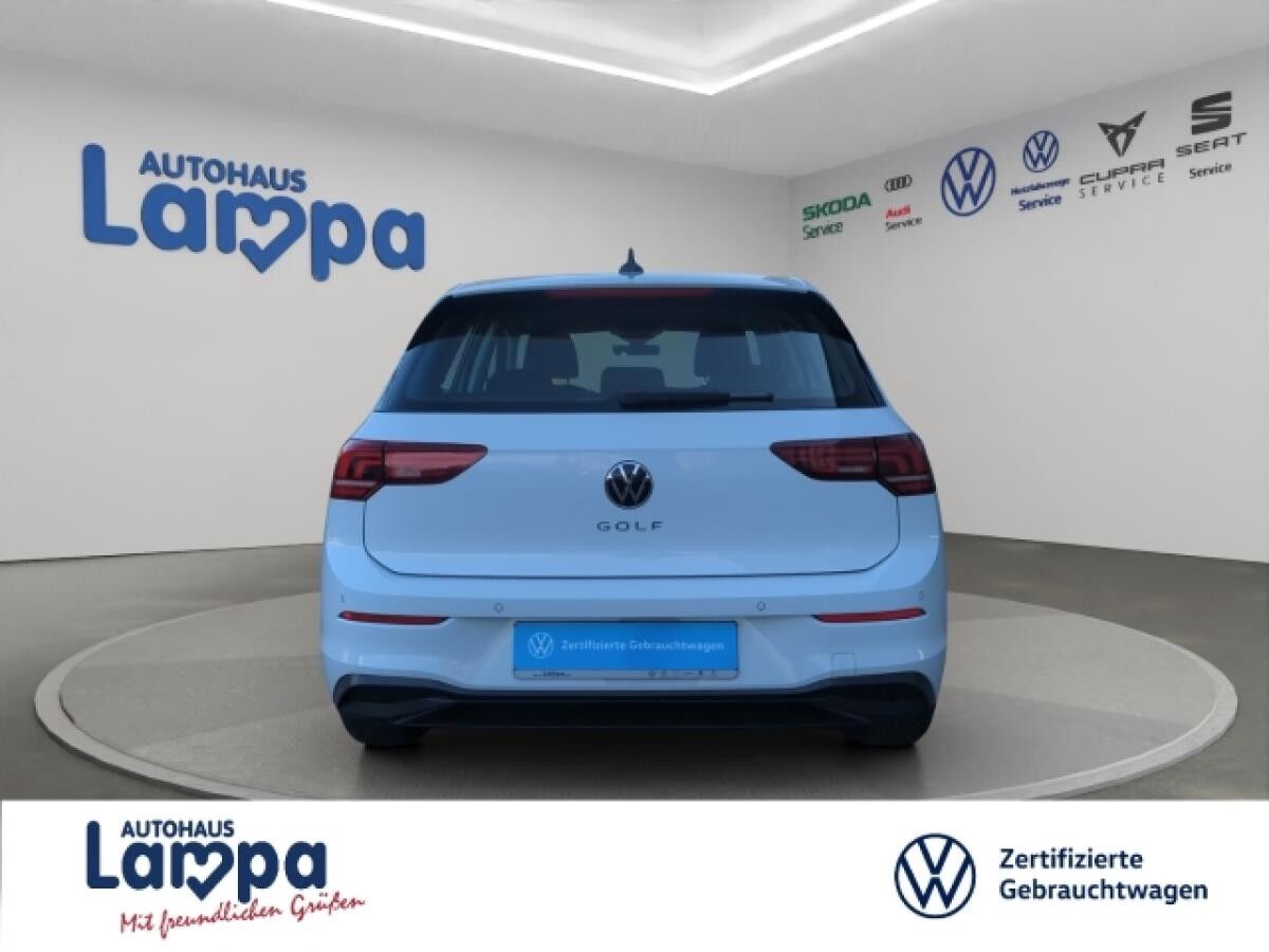Volkswagen Golf VIII Life 1.5 TSI 6-Gang AHK,NAV,ACC,LR-H,LED